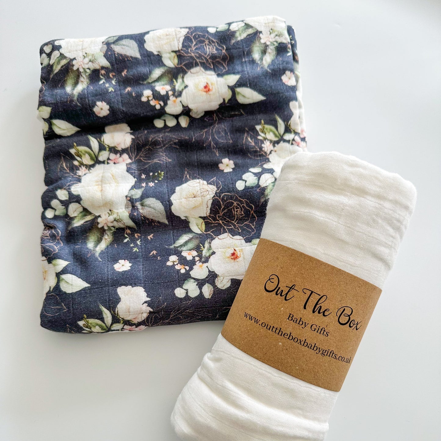 2 Pack Floral and White Muslin Swaddles
