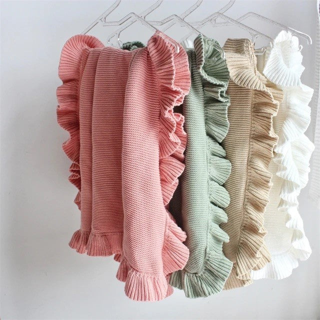 Ruffle Edge Blanket | Sage